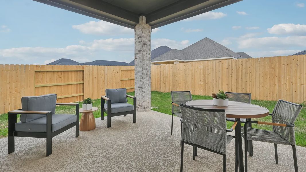 Exterior details and patio area of a home in Elyson 60's, Katy (Image 21).