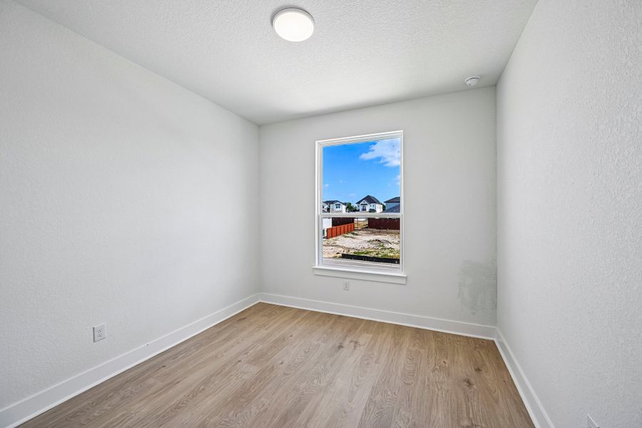 Spacious, unfurnished interior of a new home in Foxfield, Austin (Image 24).