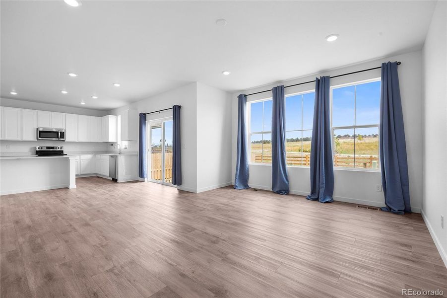 Image 40 of a home in .