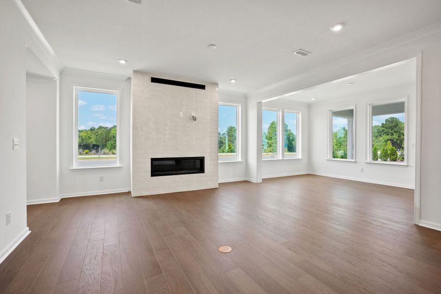 Representative unfurnished interior of a home built from the Tartan by Pulte Homes in Parkside Crossing, Charlotte (Image 23).