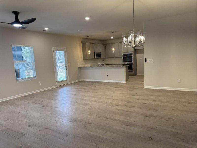 Spacious, unfurnished interior of a new home in Southern Hills, McDonough (Image 12).