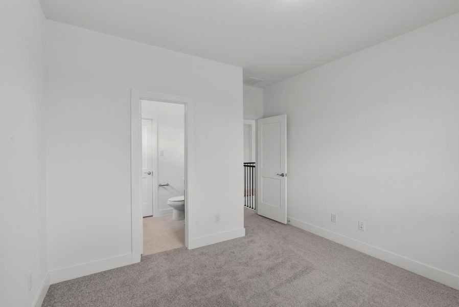 Spacious, unfurnished interior of a new home in The Trails, New Caney (Image 23).