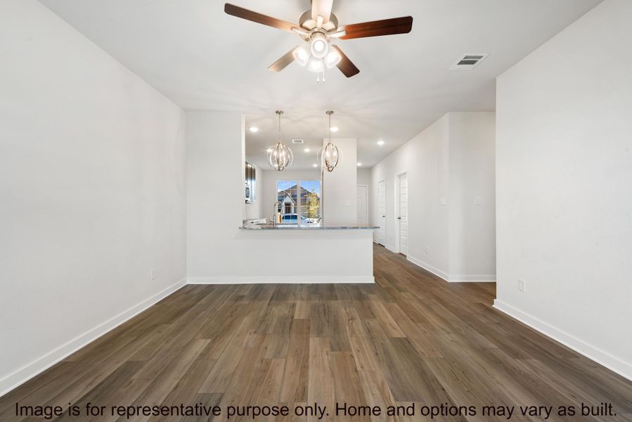 Spacious, unfurnished interior of a new home in , Brenham (Image 8).