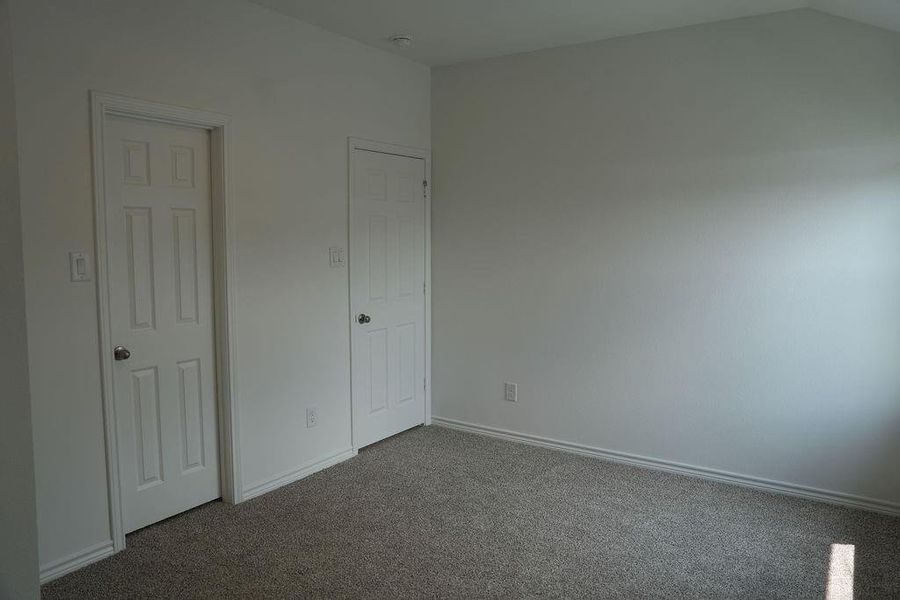 Spacious, unfurnished interior of a new home in , Conroe (Image 11).