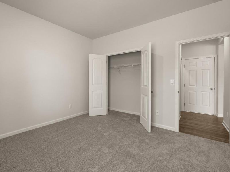 Spacious, unfurnished interior of a new home in Parkside at Carter Grove, Cartersville (Image 18).