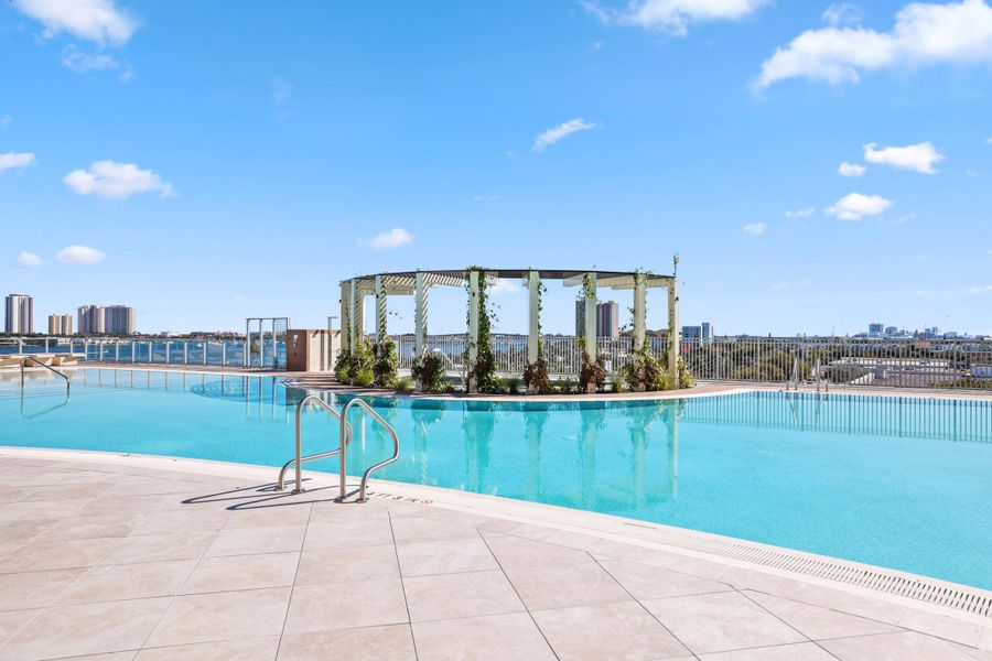 Nautilus 220/6th Floor Pool Nautilus 220/6th Floor Pool