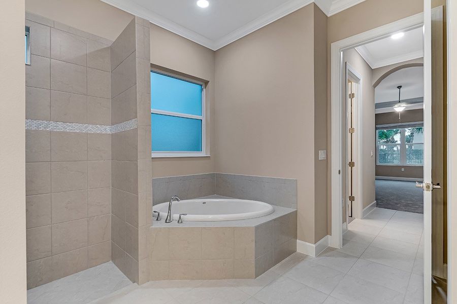 Sawgrass with Bonus Owner's Bath