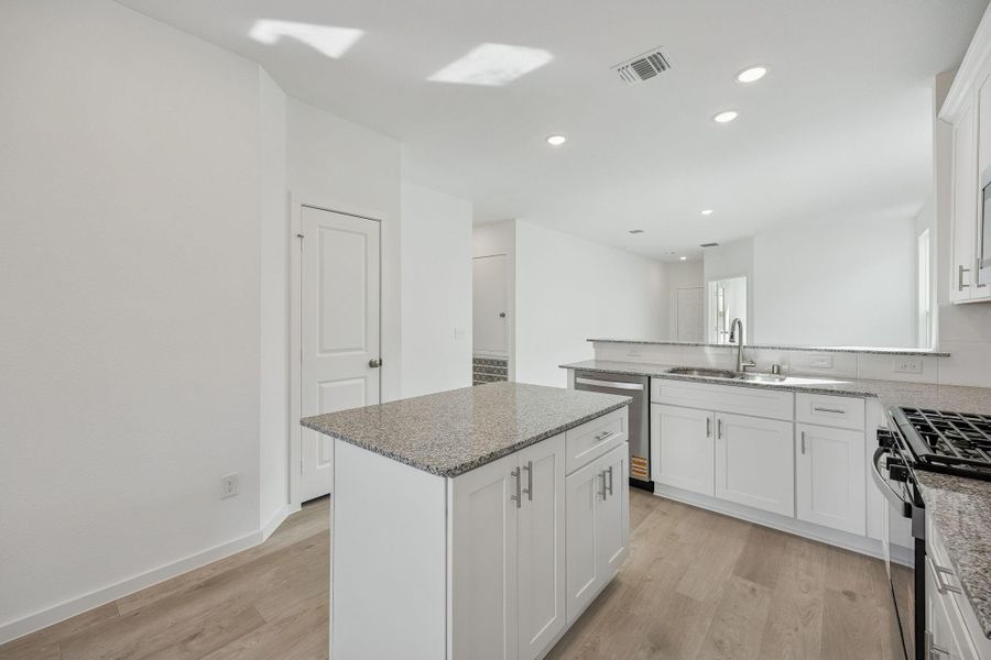 Furnished interior view inside a new home in Stokesbury, Waller (Image 9).
