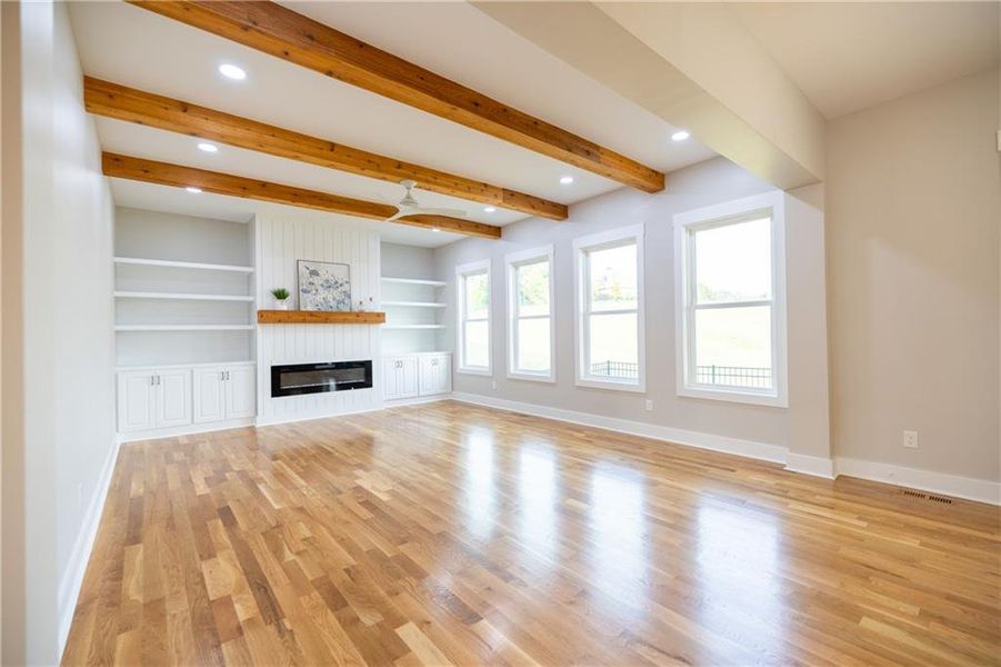Spacious, unfurnished interior of a new home in , Jefferson (Image 33).