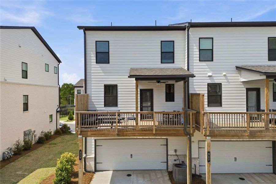Exterior details and patio area of a home in , Lawrenceville (Image 25).