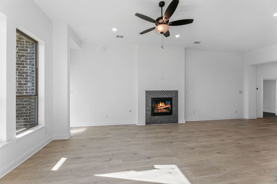 2,376sf New Home in Anna, TX.  - Slide 18