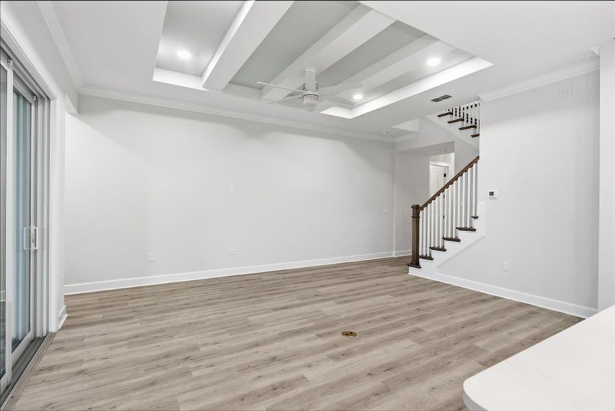Spacious, unfurnished interior of a new home in Beachview Cove, Ormond Beach (Image 29).