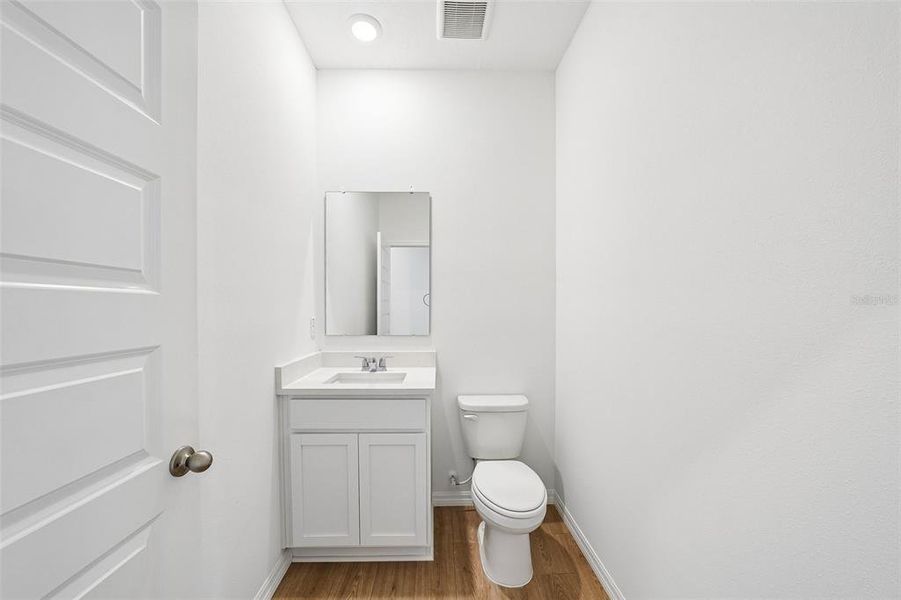 Furnished interior view inside a new home in , Lakeland (Image 17).