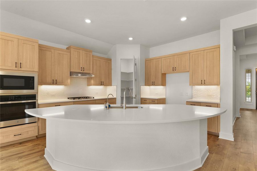 *PHOTO REPRESENTATIVE OF FLOORPLAN ONLY*