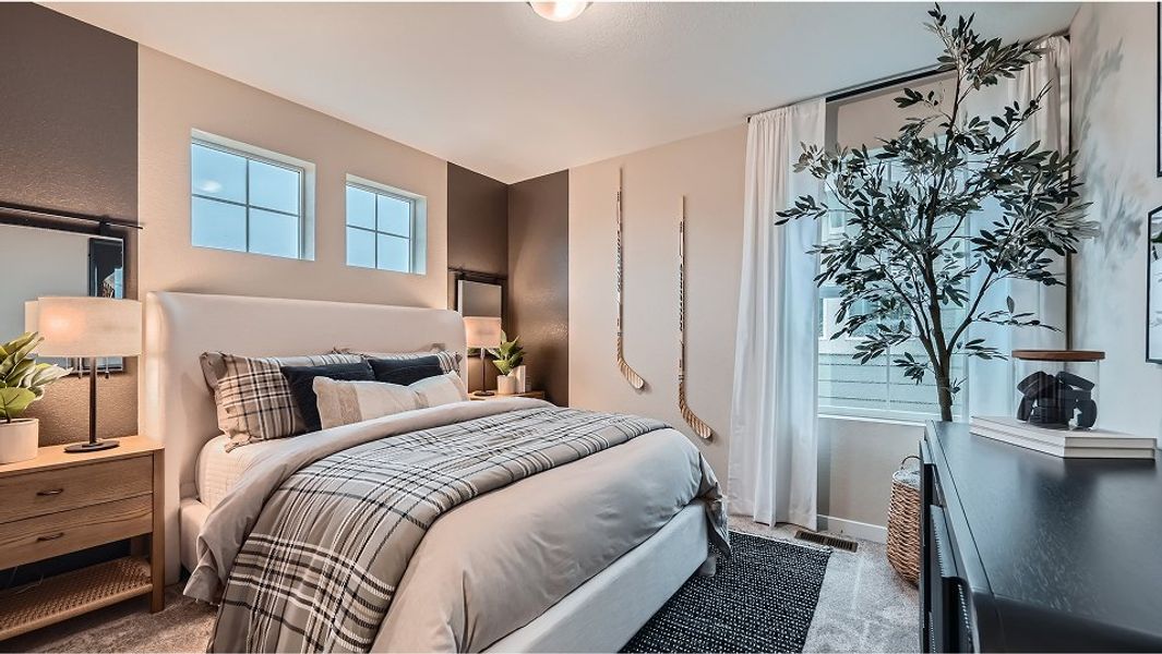 2161 Meridian Bed2 F2