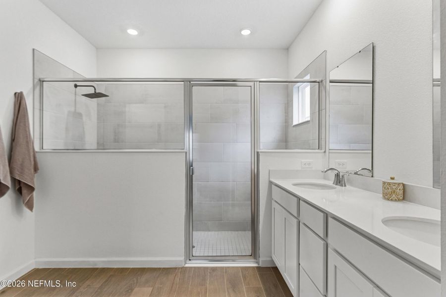 Furnished interior view inside a new home in Saddle Oaks, Jacksonville (Image 33).