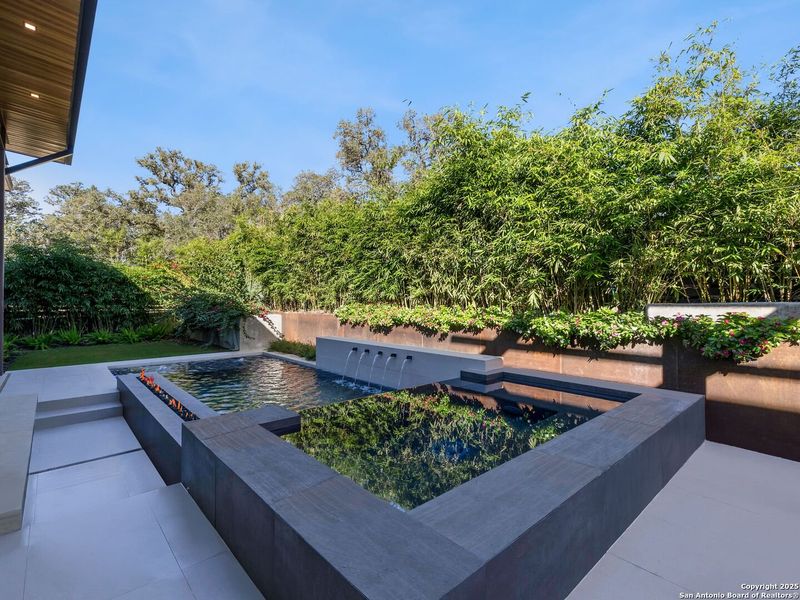 Exterior details and patio area of a home in , San Antonio (Image 29).