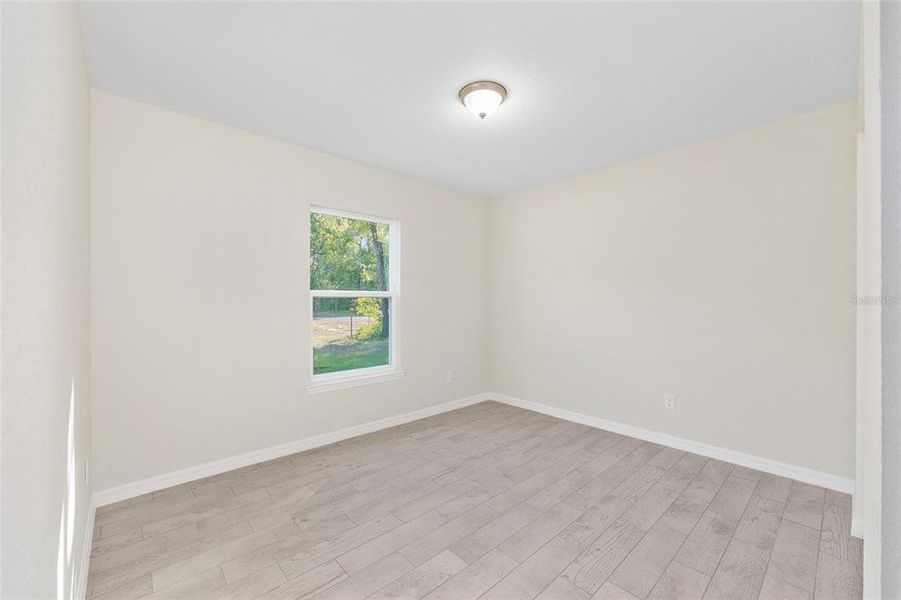 Spacious, unfurnished interior of a new home in , Ocala (Image 29).