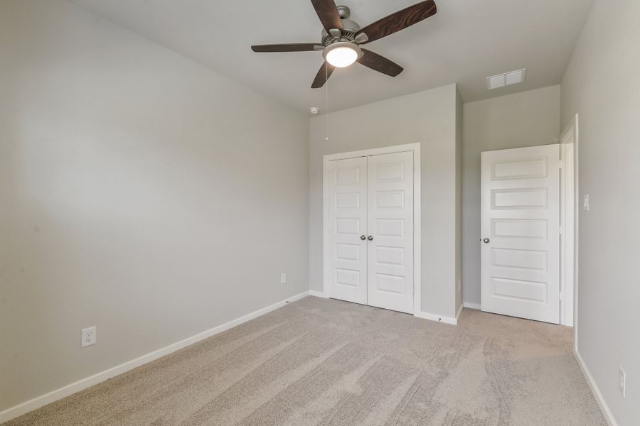 Spacious, unfurnished interior of a new home in Summer Place  35', Montgomery (Image 45).