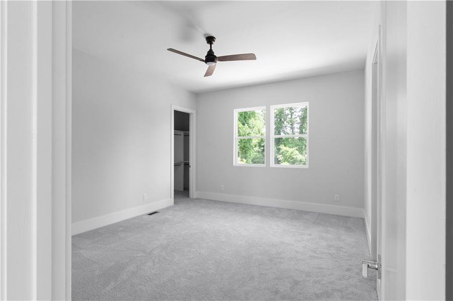 Spacious, unfurnished interior of a new home in , Atlanta (Image 24).