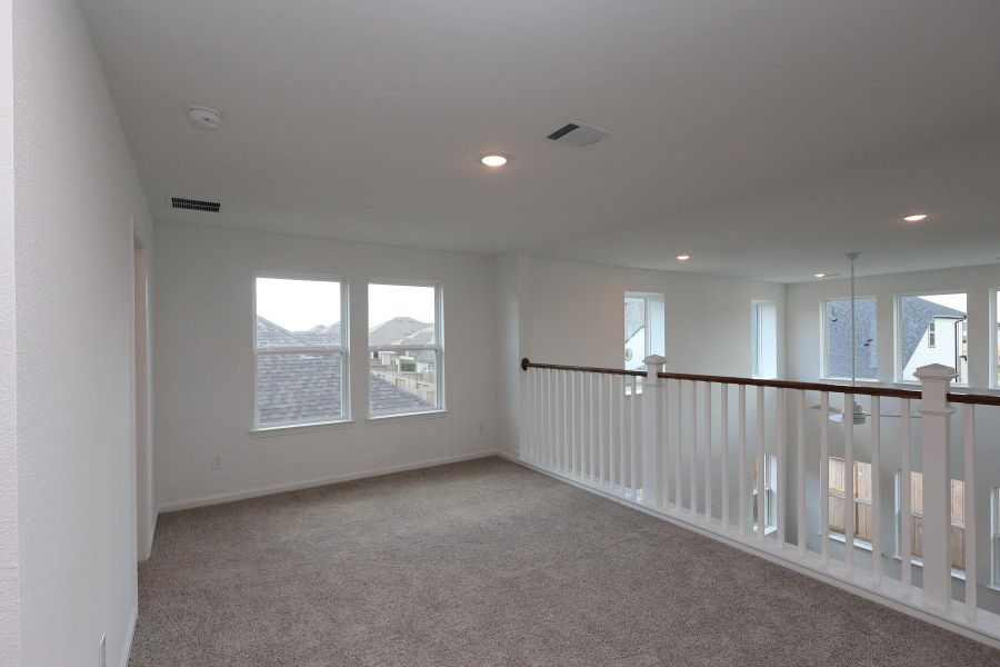 Versatile loft