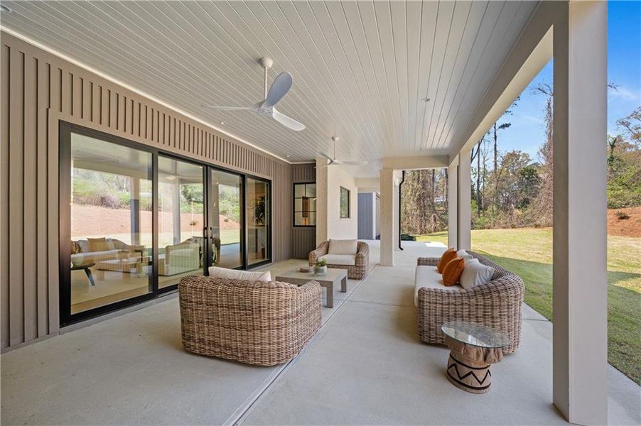 Exterior details and patio area of a home in , Roswell (Image 3).