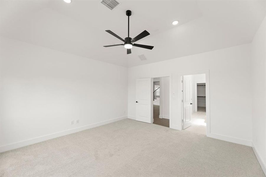 Spacious, unfurnished interior of a new home in Inspiration, Lucas (Image 33).