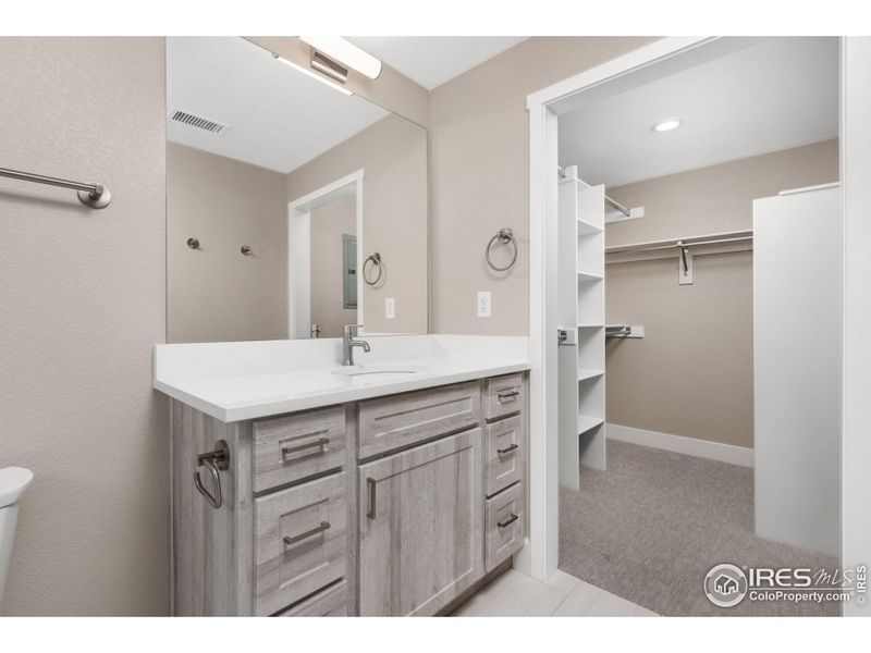 Furnished interior view inside a new home in , Lafayette (Image 10).