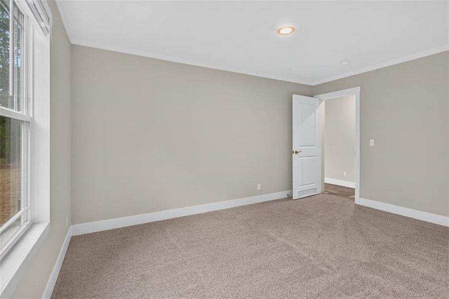 Spacious, unfurnished interior of a new home in , Waleska (Image 36).