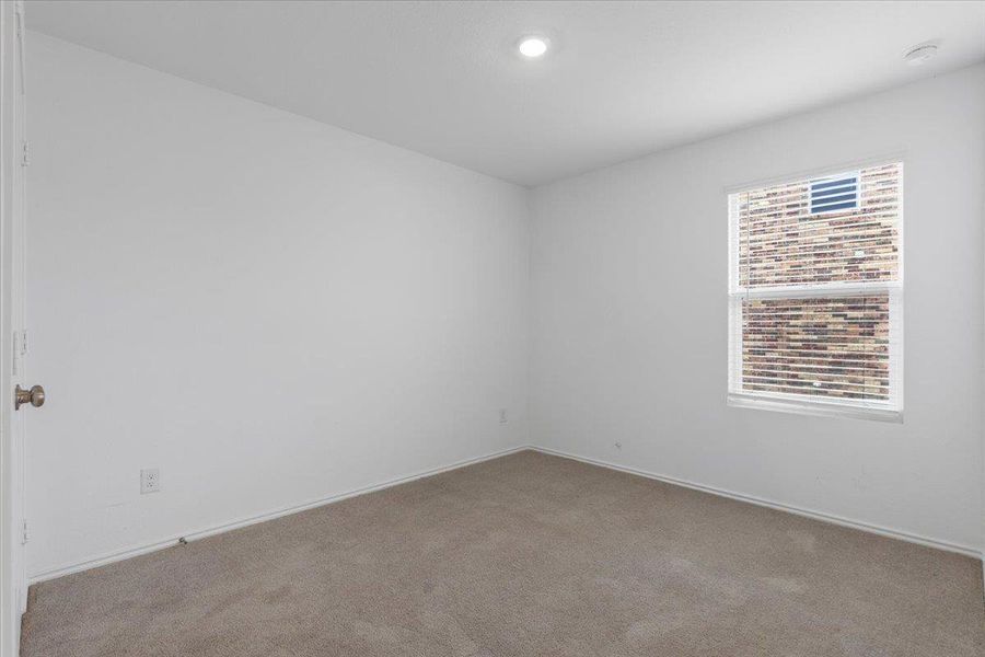 Spacious, unfurnished interior of a new home in Waterstone, Kyle (Image 23).
