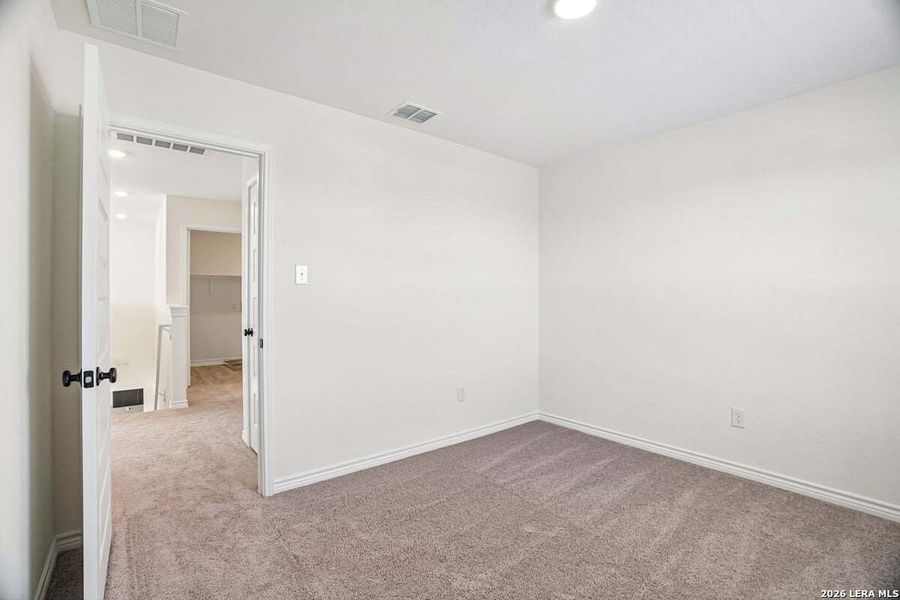 Spacious, unfurnished interior of a new home in Legend Heights - Heritage Collection, New Braunfels (Image 31).