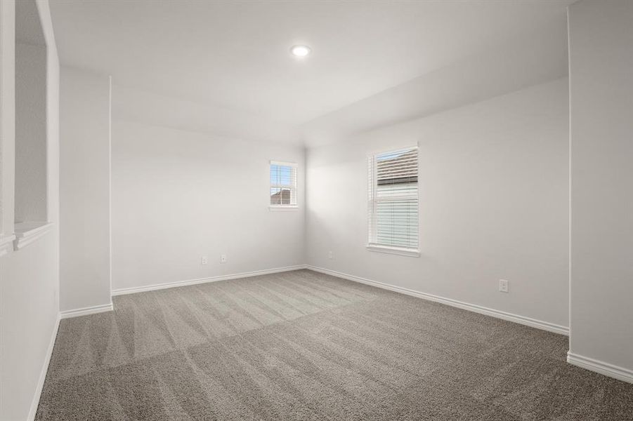 Spacious, unfurnished interior of a new home in Rocky Creek Crossing, Fort Worth (Image 17). Spacious, unfurnished interior of a new home in Rocky Creek Crossing, Fort Worth (Image 17).