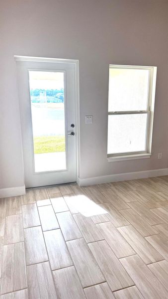 Spacious, unfurnished interior of a new home in Waterstone Villas, Fort Pierce (Image 25).