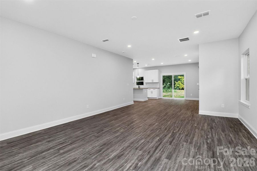 Spacious, unfurnished interior of a new home in , Belmont (Image 19).