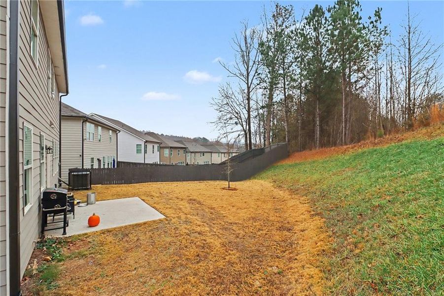 Exterior details and patio area of a home in , Atlanta (Image 4).
