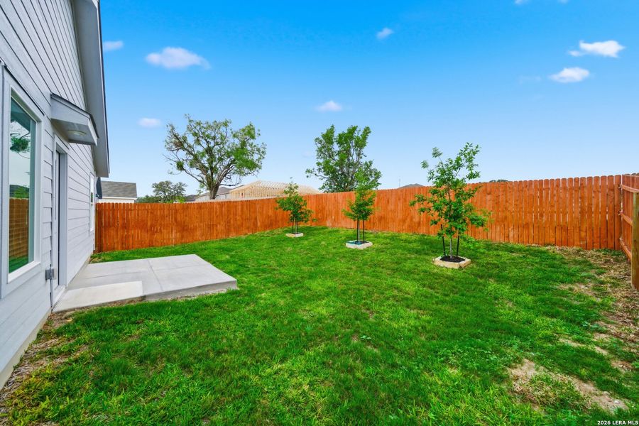 Exterior details and patio area of a home in Morgan Heights, San Antonio (Image 4).