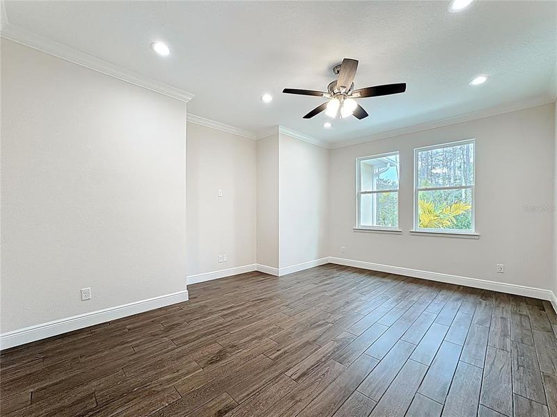 Spacious, unfurnished interior of a new home in , Orlando (Image 57).
