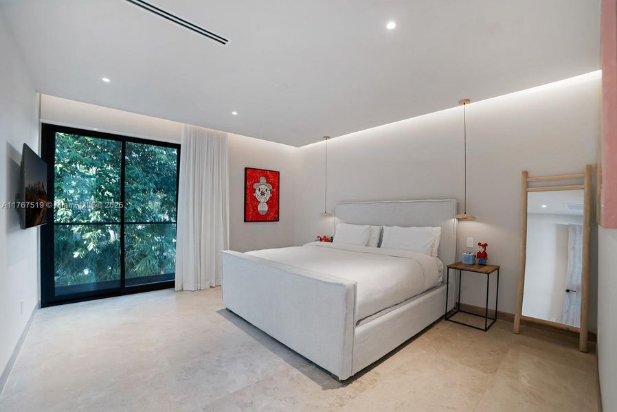 Furnished interior view inside a new home in , Pinecrest (Image 24).