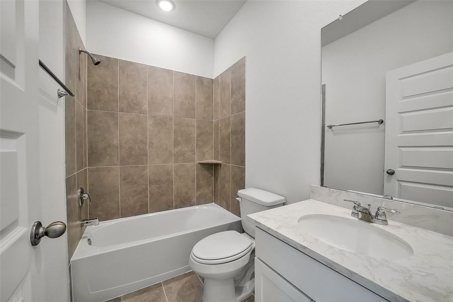 Furnished interior view inside a new home in Stone Creek Ranch, Hockley (Image 16).