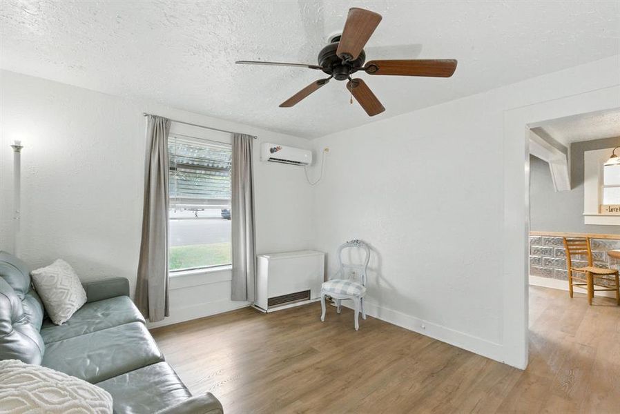 Furnished interior view inside a new home in , Weatherford (Image 15).