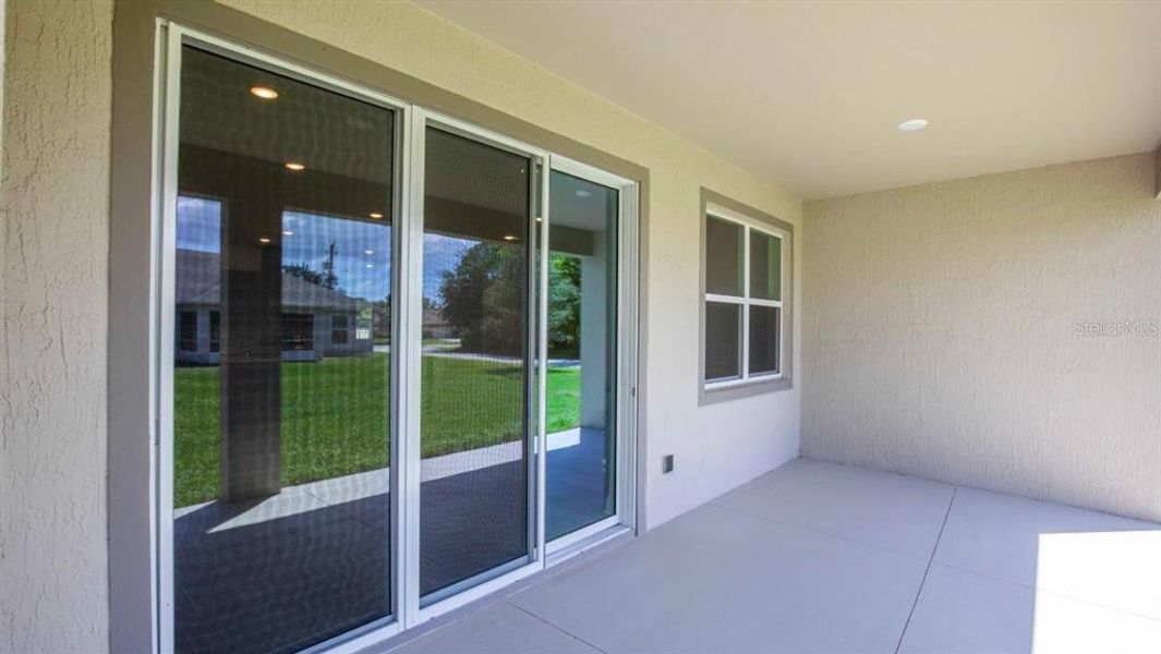 Model home - actual features may vary. Model home - actual features may vary.