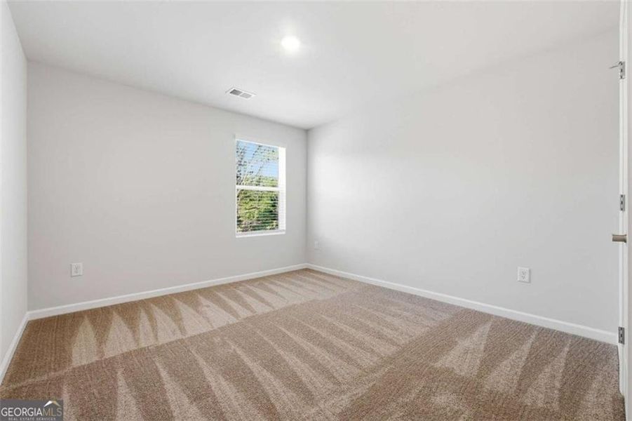 Spacious, unfurnished interior of a new home in Parkway James, Snellville (Image 28). Spacious, unfurnished interior of a new home in Parkway James, Snellville (Image 28).