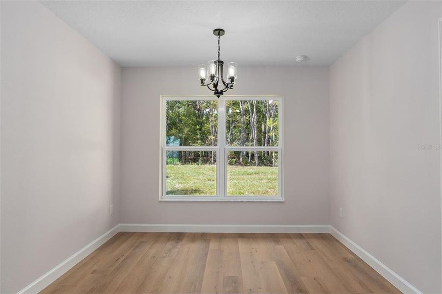 Spacious, unfurnished interior of a new home in , Citrus Springs (Image 18).