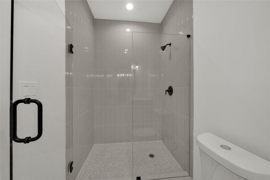 Furnished interior view inside a new home in , Houston (Image 9).