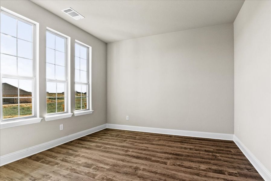 Spacious, unfurnished interior of a new home in Honeysuckle Ranch, Springtown (Image 29).