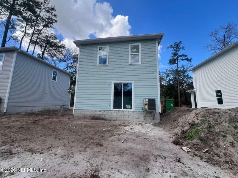 Exterior details and patio area of a home in , Jacksonville (Image 5).
