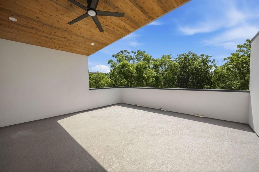 Exterior details and patio area of a home in , Dallas (Image 26).