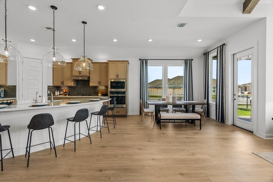 Furnished interior view inside a new home in Berry Creek Highlands, Georgetown (Image 9).