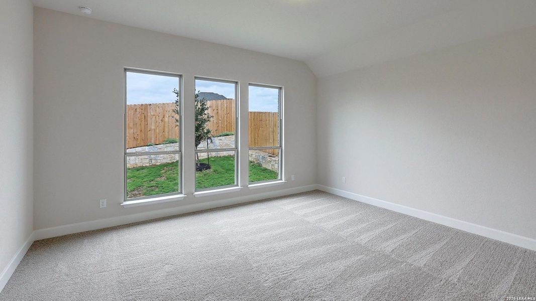 Spacious, unfurnished interior of a new home in Briggs Ranch, San Antonio (Image 21).
