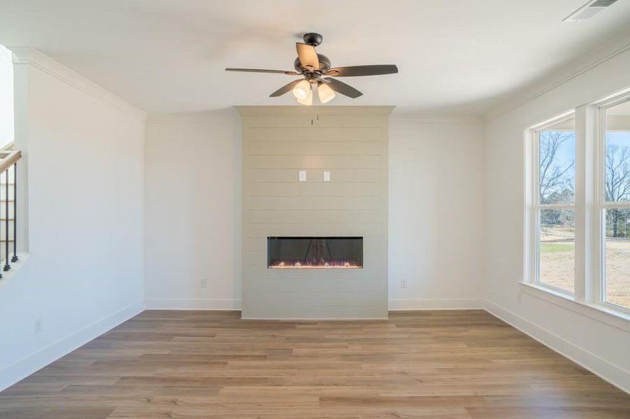 Spacious, unfurnished interior of a new home in Magnolia Ridge, Monroe (Image 12).
